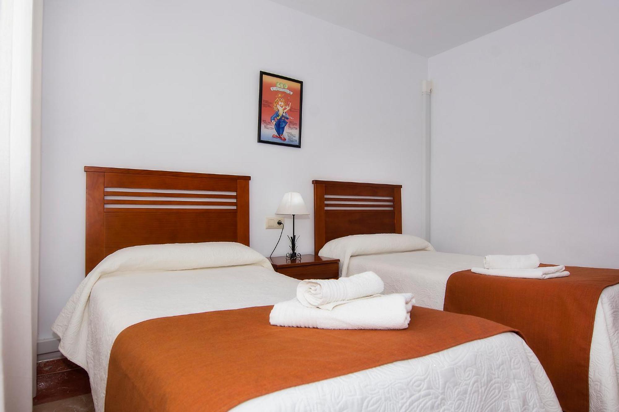 קרבונראס Apartamentos Sol Andaluz מראה חיצוני תמונה
